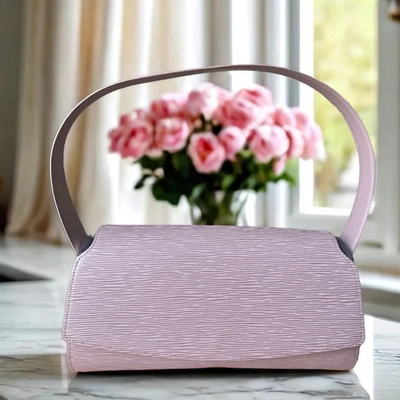 🎊SOLD🎊NWOT ✨Louis Vuitton Epi Nocturne Lilac PM - Picture 11 of 13